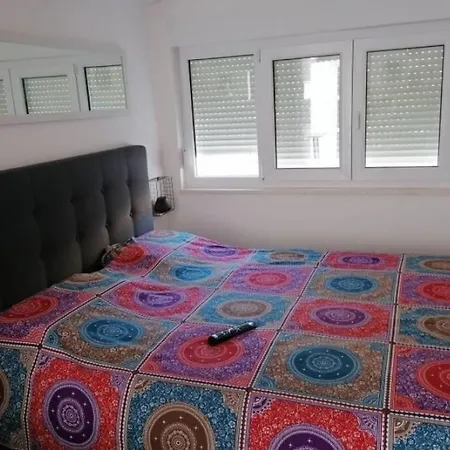 Luca Apartment