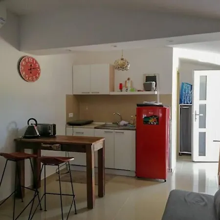 Luca Apartment